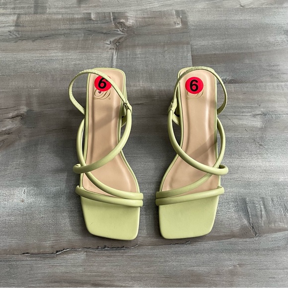 SOLD Green Block Heel Sandals - Picture 2 of 6